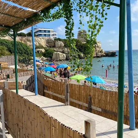 度假居 Torre Dell Orso Piazza 100m Dal Mare *